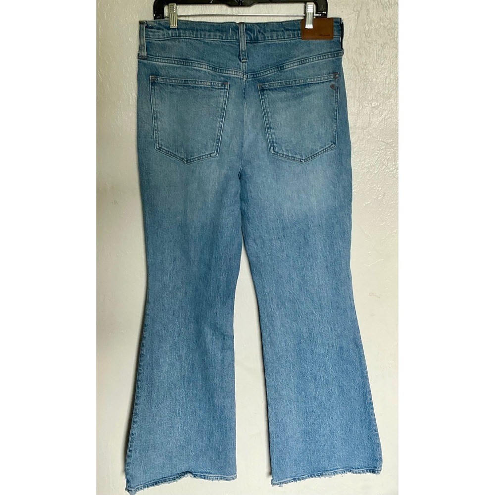 Madewell‎ High Rise Flare Jeans Light Wash Distressed Raw Hem Size 30 - Picture 2 of 9